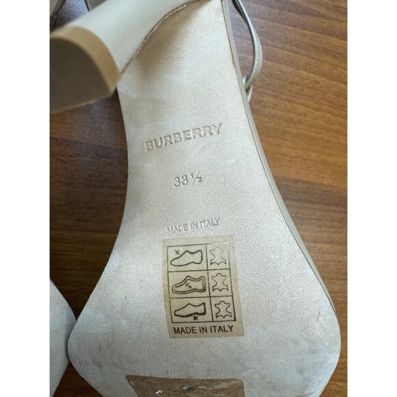 Burberry NWOB Stiletto Thong Sandals in Beige Size EU 38.5/US 8.5 - Picture 6 of 11